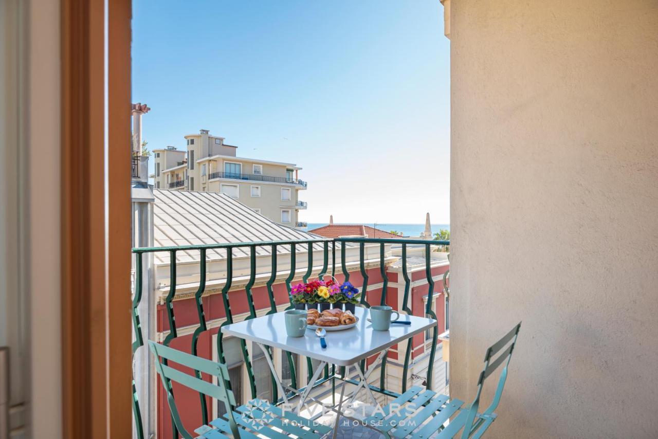 Suite Versailles Five Stars Holiday House Nisa Exterior foto